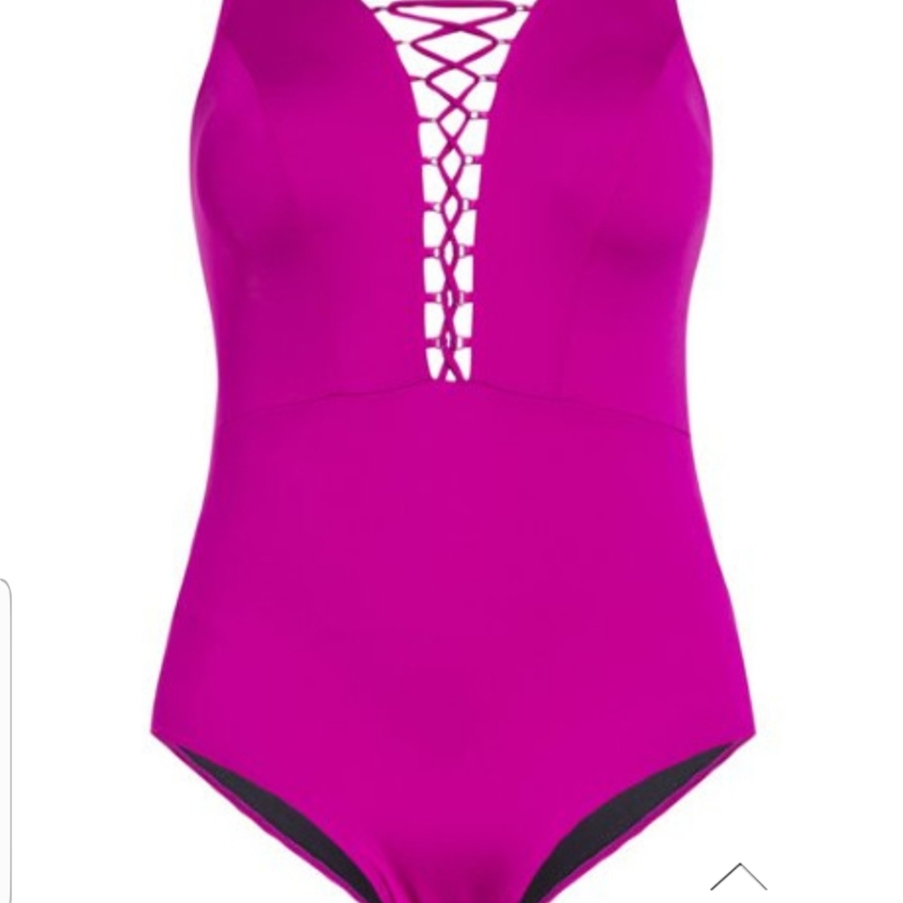 NWT one piece bathing suit - Picture 3 of 8